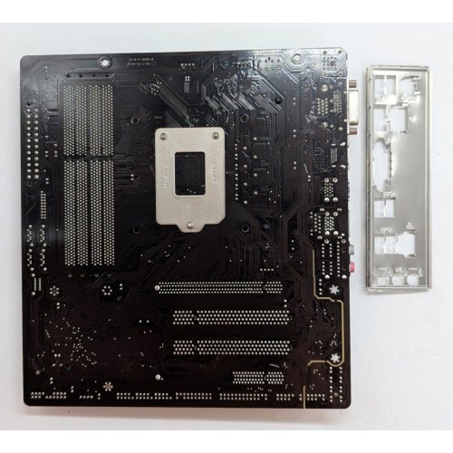 Купить Материнская плата Gigabyte GA-Z97M-D3H (s1150, Intel Z97) (Восстановлено продавцом, 779384) с проверкой совместимости: обзор, характеристики, цена в Киеве, Днепре, Одессе, Харькове, Украине | интернет-магазин TELEMART.UA фото