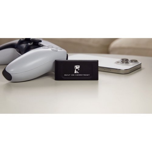 SSD-диск Kingston XS1000 BoC 2TB USB 3.2 (SXS1000R/2000GA) Red купити з перевіркою сумісності: огляд, характеристики, ціна у Києві, Львові, Вінниці, Хмельницькому, Івано-Франківську, Україні | інтернет-магазин TELEMART.UA фото