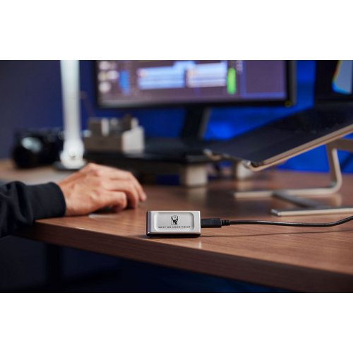 SSD-диск Kingston SXS2000 BoC 1TB USB 3.2 (SXS2000/1000GA) купити з перевіркою сумісності: огляд, характеристики, ціна у Києві, Львові, Вінниці, Хмельницькому, Івано-Франківську, Україні | інтернет-магазин TELEMART.UA фото