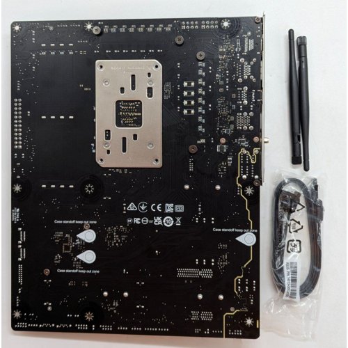 Материнська плата MSI MAG B650 TOMAHAWK WIFI (sAM5, AMD B650) (Відновлено продавцем, 780552) купити з перевіркою сумісності: огляд, характеристики, ціна у Києві, Львові, Вінниці, Хмельницькому, Івано-Франківську, Україні | інтернет-магазин TELEMART.UA фото