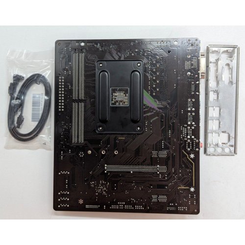 Материнська плата Gigabyte B450M S2H (sAM4, AMD B450) (Відновлено продавцем, 780773) купити з перевіркою сумісності: огляд, характеристики, ціна у Києві, Львові, Вінниці, Хмельницькому, Івано-Франківську, Україні | інтернет-магазин TELEMART.UA фото