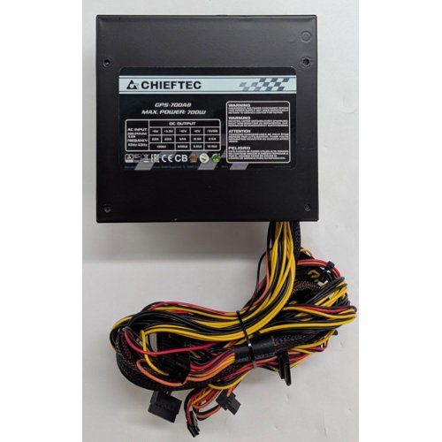 Блок живлення CHIEFTEC Smart 700W (GPS-700A8) (Відновлено продавцем, 782252) купити з перевіркою сумісності: огляд, характеристики, ціна у Києві, Львові, Вінниці, Хмельницькому, Івано-Франківську, Україні | інтернет-магазин TELEMART.UA фото