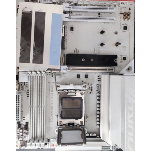 Купить Уценка материнская плата Gigabyte B850 AORUS ELITE WIFI7 ICE (sAM5, AMD B850) (Следы использования, 784934) с проверкой совместимости: обзор, характеристики, цена в Киеве, Днепре, Одессе, Харькове, Украине | интернет-магазин TELEMART.UA фото