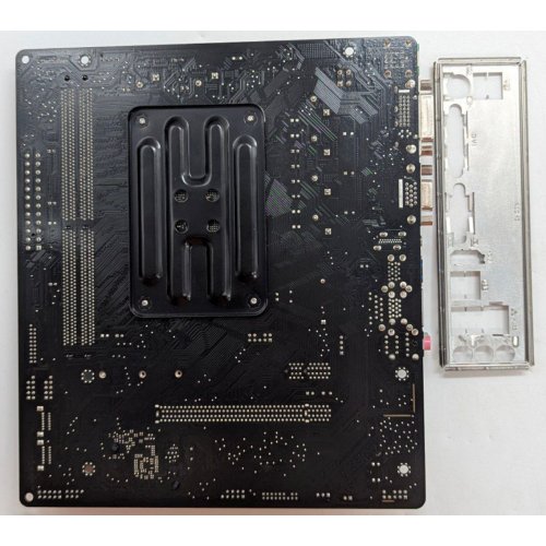 Материнська плата AsRock A320M-HDV R4.0 (sAM4, AMD A320) (Відновлено продавцем, 788274) купити з перевіркою сумісності: огляд, характеристики, ціна у Києві, Львові, Вінниці, Хмельницькому, Івано-Франківську, Україні | інтернет-магазин TELEMART.UA фото