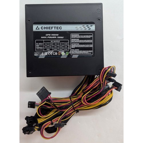 Блок живлення CHIEFTEC Smart 700W (GPS-700A8) (Відновлено продавцем, 789612) купити з перевіркою сумісності: огляд, характеристики, ціна у Києві, Львові, Вінниці, Хмельницькому, Івано-Франківську, Україні | інтернет-магазин TELEMART.UA фото