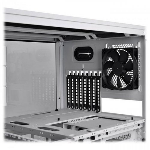 Продати Корпус Thermaltake Core X5 Tempered Glass Snow Edition Window без БП (CA-1E8-00M6WN-00) Silver за Trade-In у інтернет-магазині Телемарт - Київ, Дніпро, Україна фото