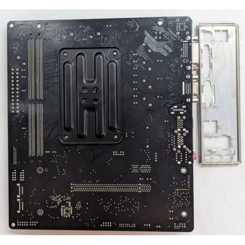 Купить Материнская плата AsRock A320M-DVS R4.0 (sAM4, AMD A320) (Восстановлено продавцом, 794297) с проверкой совместимости: обзор, характеристики, цена в Киеве, Днепре, Одессе, Харькове, Украине | интернет-магазин TELEMART.UA фото