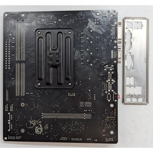 Купить Материнская плата AsRock A320M-DVS R4.0 (sAM4, AMD A320) (Восстановлено продавцом, 795343) с проверкой совместимости: обзор, характеристики, цена в Киеве, Днепре, Одессе, Харькове, Украине | интернет-магазин TELEMART.UA фото