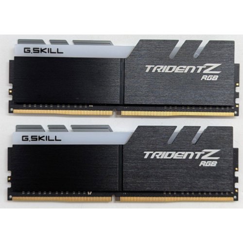 Купить Озу G.Skill DDR4 32GB (2x16GB) 3600Mhz Trident Z RGB (F4-3600C18D-32GTZR) (Восстановлено продавцом, 797817) с проверкой совместимости: обзор, характеристики, цена в Киеве, Днепре, Одессе, Харькове, Украине | интернет-магазин TELEMART.UA фото