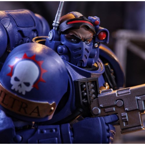 Купить Коллекционная фигурка McFarlane Toys Warhammer 40K - Ultramarines Lieutenant in Phobos Armor (10906) - цена в Харькове, Киеве, Днепре, Одессе
в интернет-магазине Telemart фото