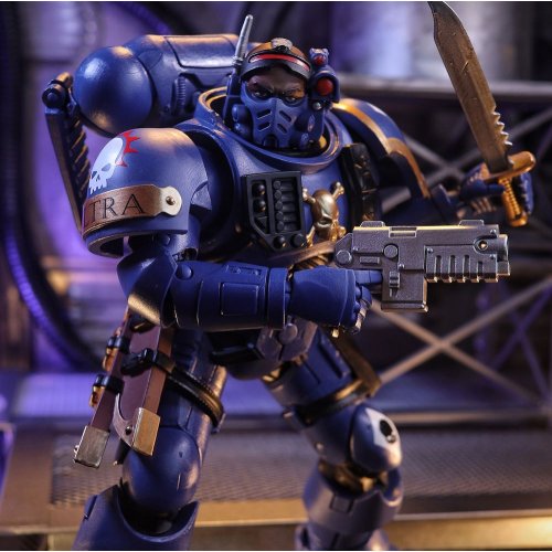 Купить Коллекционная фигурка McFarlane Toys Warhammer 40K - Ultramarines Lieutenant in Phobos Armor (10906) - цена в Харькове, Киеве, Днепре, Одессе
в интернет-магазине Telemart фото