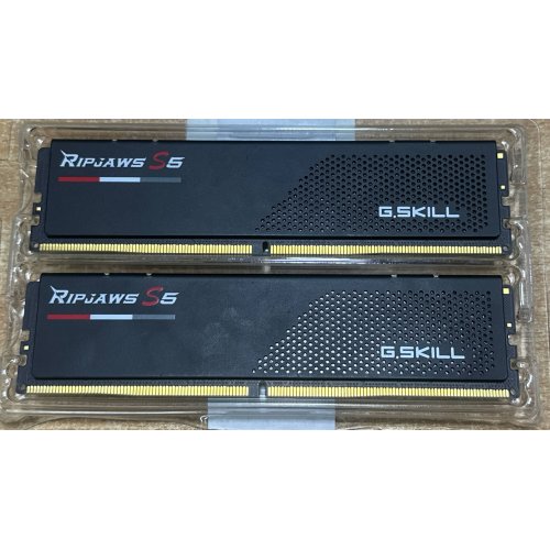 Купить Уценка озу G.Skill DDR5 32GB (2x16GB) 6400Mhz Ripjaws S5 Black (F5-6400J3239G16GX2-RS5K) (Следы установки, неродная упаковка, 801890) с проверкой совместимости: обзор, характеристики, цена в Киеве, Днепре, Одессе, Харькове, Украине | интернет-магазин TELEMART.UA фото