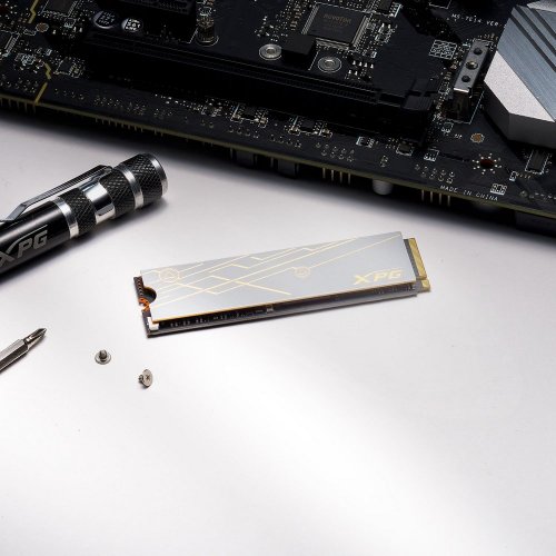 Купить SSD-диск ADATA XPG Mars 980 Blade 3D NAND 2TB M.2 (2280 PCI-E) NVMe x4 (SMAR-980B-2TCS) с проверкой совместимости: обзор, характеристики, цена в Киеве, Днепре, Одессе, Харькове, Украине | интернет-магазин TELEMART.UA фото