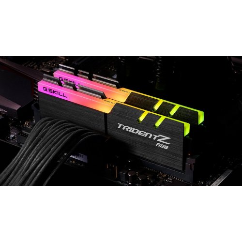 ОЗП G.Skill DDR4 32GB (2x16GB) 3200Mhz Trident Z RGB Black (F4-3200C16D-32GTZRX) купити з перевіркою сумісності: огляд, характеристики, ціна у Києві, Львові, Вінниці, Хмельницькому, Івано-Франківську, Україні | інтернет-магазин TELEMART.UA фото