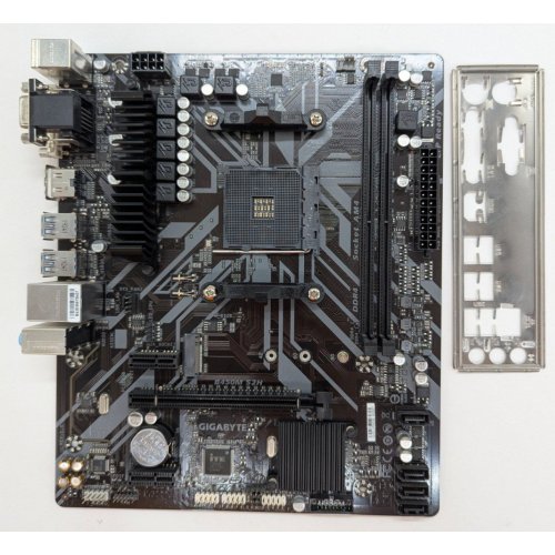 Материнская плата Gigabyte B450M S2H (sAM4, AMD B450) (Восстановлено продавцом, 809187) купить в Украине: Киев, Днепр, Харьков, Одесса  | Проверка совместимости, низкая цена, отзывы, характеристики от TELEMART фото