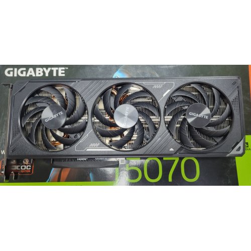 Уцінка відеокарта Gigabyte GeForce RTX 5070 WINDFORCE SFF OC 12288MB (GV-N5070WF3OC-12GD) (Сліди використання, 810008) купити в Україні: Київ, Львів, Хмельницький, Тернопіль | Перевірка сумісності, низька ціна, відгуки, характеристики від TELEMART фото