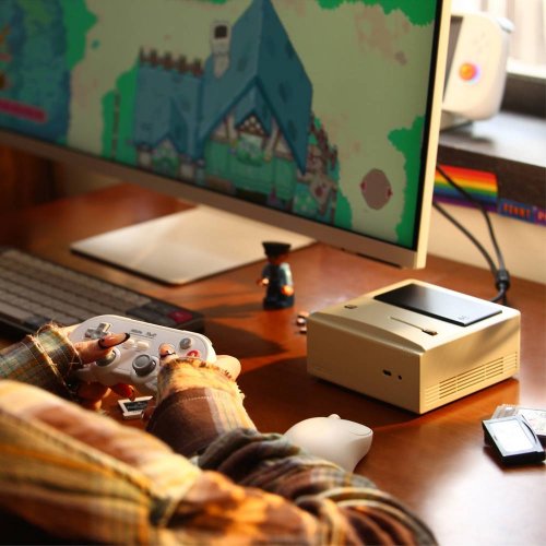 Комп'ютер AYANEO Mini PC AM01 32GB/512GB/R7 5825U Retro Classic купити в Україні: Київ, Львів, Хмельницький, Тернопіль | Низька ціна, відгуки, характеристики від TELEMART фото
