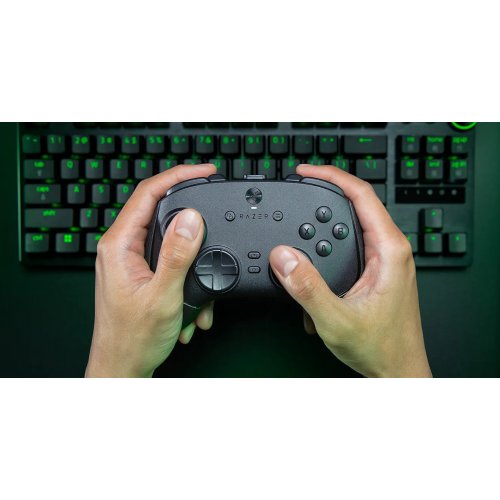 Геймпад Razer Wolverine V3 Pro 8K PC (RZ06-05540100-R3M1) Black купить в Украине: Киев, Днепр, Харьков, Одесса  | Низкая цена, отзывы, характеристики от TELEMART фото