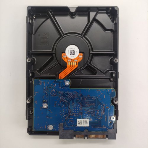 Жесткий диск Toshiba P300 1TB 64MB 7200RPM 3.5" (HDWD110UZSVA) (Восстановлено продавцом, 821783) купить в Украине: Киев, Днепр, Харьков, Одесса  | Проверка совместимости, низкая цена, отзывы, характеристики от TELEMART фото