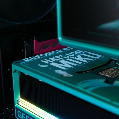 Компьютер EVOLVE SpecialPart HATSUNE_MIKU Edition (EVSP-HMR980X3DN508-D564S1TBK) Black купить в Украине: Киев, Днепр, Харьков, Одесса  | Низкая цена, отзывы, характеристики от TELEMART фото
