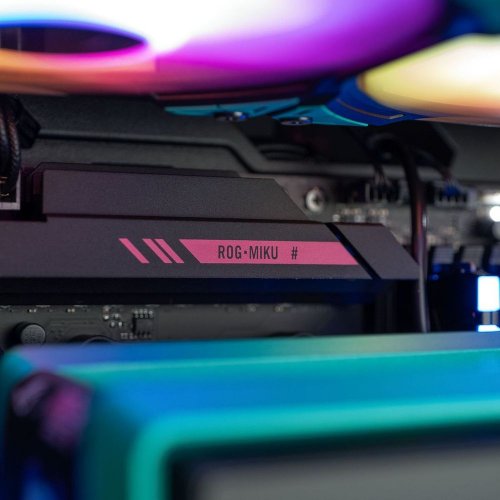 Компьютер EVOLVE SpecialPart HATSUNE_MIKU Edition (EVSP-HMR980X3DN508-D564S1TBK) Black купить в Украине: Киев, Днепр, Харьков, Одесса  | Низкая цена, отзывы, характеристики от TELEMART фото