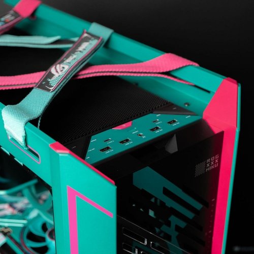 Компьютер EVOLVE SpecialPart HATSUNE_MIKU Edition (EVSP-HMR980X3DN508-D564S1TBK) Black купить в Украине: Киев, Днепр, Харьков, Одесса  | Низкая цена, отзывы, характеристики от TELEMART фото