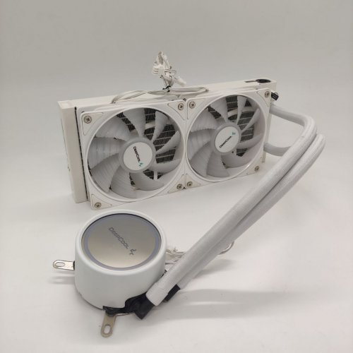 Готова сво Deepcool GAMMAXX L240 A-RGB (DP-H12CF-GL240-ARGB-WH) White (Відновлено продавцем, 823313) купити в Україні: Київ, Львів, Хмельницький, Тернопіль | Перевірка сумісності, низька ціна, відгуки, характеристики від TELEMART фото