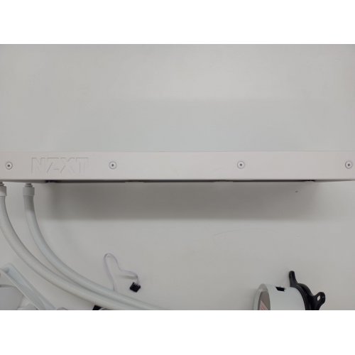 Уценка готовая сво NZXT Kraken 360 RGB (RL-KR360-W1) White (Следы использования, 837589) купить в Украине: Киев, Днепр, Харьков, Одесса  | Проверка совместимости, низкая цена, отзывы, характеристики от TELEMART фото