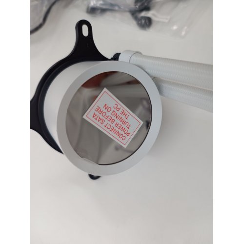 Уценка готовая сво NZXT Kraken 360 RGB (RL-KR360-W1) White (Следы использования, 837589) купить в Украине: Киев, Днепр, Харьков, Одесса  | Проверка совместимости, низкая цена, отзывы, характеристики от TELEMART фото