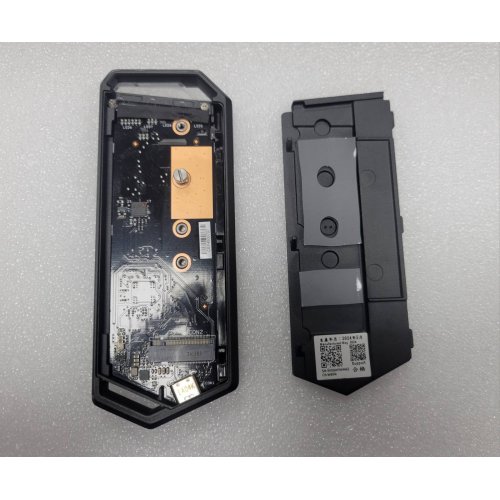 Уценка внешний карман Asus ROG Strix Arion M.2 SSD NVME PCIe Enclosure USB Type-C (ESD-S1C) Black (Следы использования, 840494) купить в Украине: Киев, Днепр, Харьков, Одесса  | Низкая цена, отзывы, характеристики от TELEMART фото