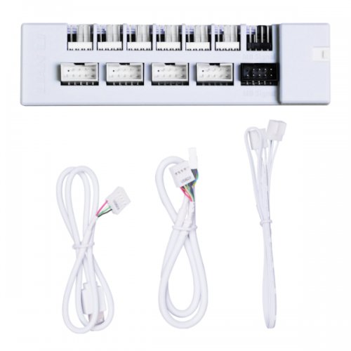 USB-хаб Lian Li Edge USB and Fan Hub (G8P.EG-HUB01W.00) White купить в Украине: Киев, Днепр, Харьков, Одесса  | Низкая цена, отзывы, характеристики от TELEMART фото