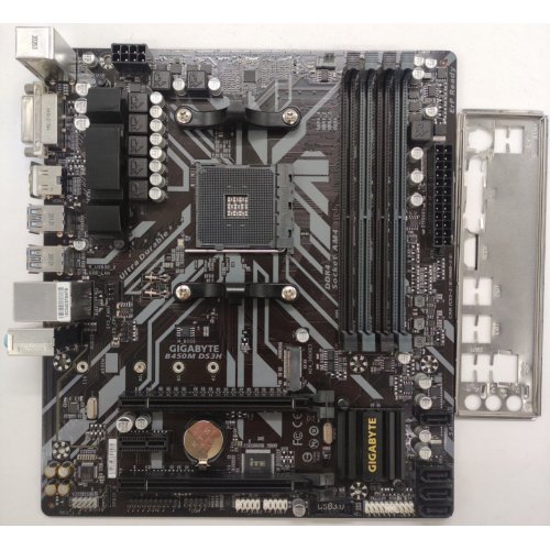 Материнская плата Gigabyte B450M DS3H (sAM4, AMD B450) (Восстановлено продавцом, 846984) купить в Украине: Киев, Днепр, Харьков, Одесса  | Проверка совместимости, низкая цена, отзывы, характеристики от TELEMART фото