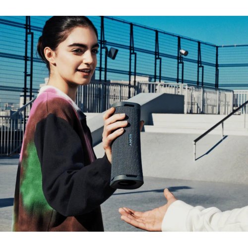 Портативная акустика Sony ULT Field 1 (SRSULT10B.E) Black купить в Украине: Киев, Днепр, Харьков, Одесса  | Низкая цена, отзывы, характеристики от TELEMART фото