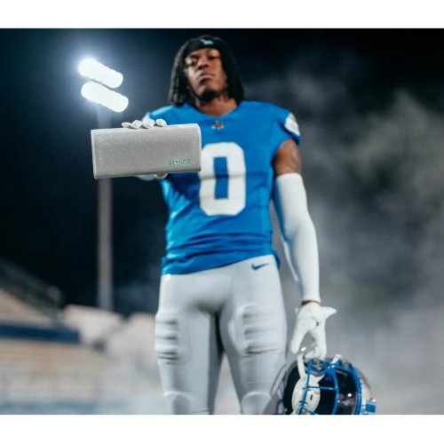 Портативная акустика Sony ULT Field 3 (SRSULT30B.E) Black купить в Украине: Киев, Днепр, Харьков, Одесса  | Низкая цена, отзывы, характеристики от TELEMART фото