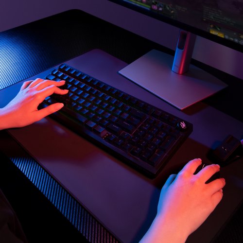 Клавиатура Proove Gaming Slicker Pro RGB Gateron G Pro 3.0 Yellow Wireless (WKSLP0022416) Black/Purple купить в Украине: Киев, Днепр, Харьков, Одесса  | Низкая цена, отзывы, характеристики от TELEMART фото