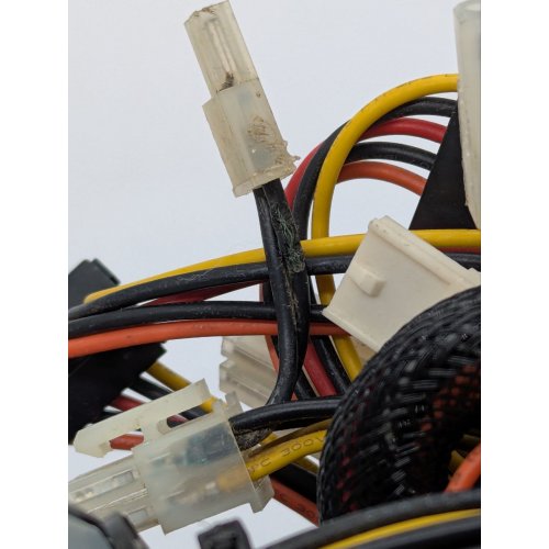 Блок живлення CHIEFTEC A-80 550W (CTG-550-80P) (Відновлено продавцем, 851991) купити в Україні: Київ, Львів, Хмельницький, Тернопіль, Івано-Франківськ | Перевірка сумісності, низька ціна, відгуки, характеристики від TELEMART фото