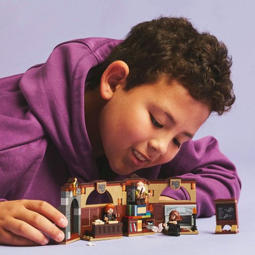 Конструктор LEGO Harry Potter Замок Гоґвортс: урок чарів 204 деталі (76442) купити в Україні: Київ, Львів, Хмельницький, Тернопіль, Івано-Франківськ | Низька ціна, відгуки, характеристики від TELEMART фото