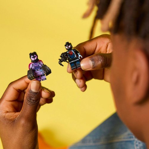 Конструктор LEGO Minifigures Людина-павук: Крізь Всесвіт 8 деталей (71050) купити в Україні: Київ, Львів, Хмельницький, Тернопіль, Івано-Франківськ | Низька ціна, відгуки, характеристики від TELEMART фото