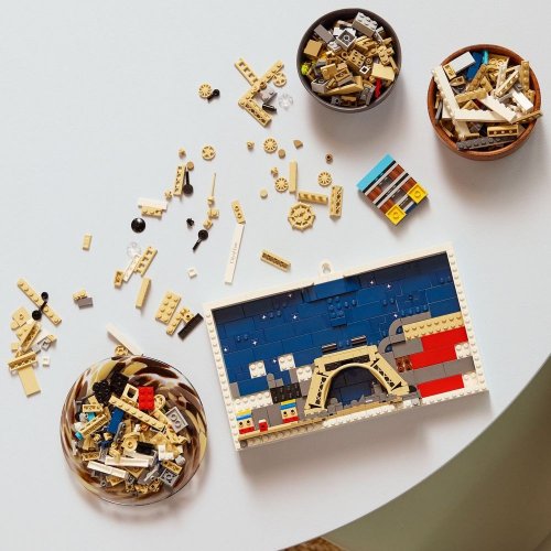 Конструктор LEGO Architecture Париж — город любви 958 деталей (21064) купить в Украине: Киев, Днепр, Харьков, Одесса  | Низкая цена, отзывы, характеристики от TELEMART фото