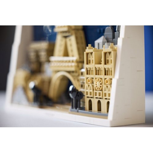Конструктор LEGO Architecture Париж — город любви 958 деталей (21064) купить в Украине: Киев, Днепр, Харьков, Одесса  | Низкая цена, отзывы, характеристики от TELEMART фото