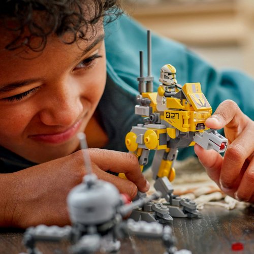 Конструктор LEGO Star Wars Бойовий загін бійців-клонів 327-го галактичного корпусу 258 деталей (75431) купити в Україні: Київ, Львів, Хмельницький, Тернопіль, Івано-Франківськ | Низька ціна, відгуки, характеристики від TELEMART фото