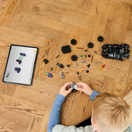 Конструктор LEGO Super Heroes Бэтмен Тумблер против Двуликого и Джокера 429 деталей (76303) купить в Украине: Киев, Днепр, Харьков, Одесса  | Низкая цена, отзывы, характеристики от TELEMART фото