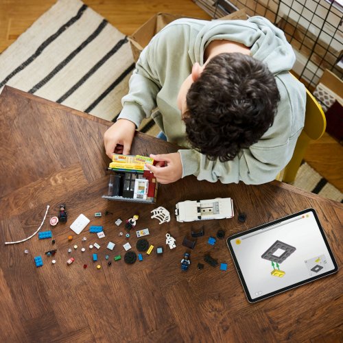 Конструктор LEGO Super Heroes Marvel Всесвіт-павук: Майлз Моралес проти Плями 254 деталі (76311) купити в Україні: Київ, Львів, Хмельницький, Тернопіль, Івано-Франківськ | Низька ціна, відгуки, характеристики від TELEMART фото