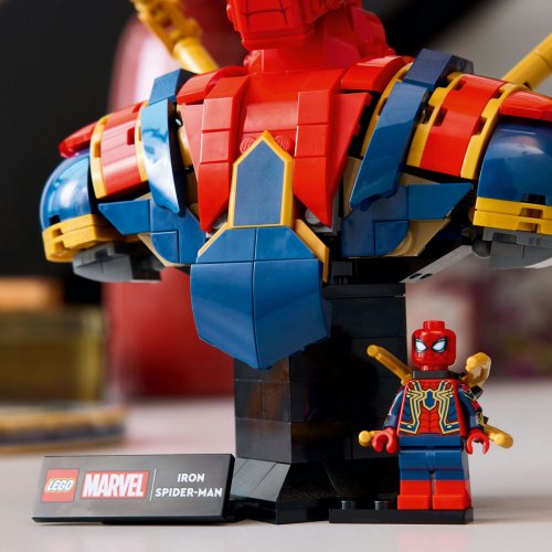 Конструктор LEGO Super Heroes Marvel Погруддя Залізної Людини-Павука 379 деталей (76326) купити в Україні: Київ, Львів, Хмельницький, Тернопіль, Івано-Франківськ | Низька ціна, відгуки, характеристики від TELEMART фото