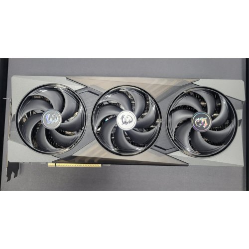 Уцінка відеокарта MSI GeForce RTX 5080 GAMING TRIO 16384MB (RTX 5080 16G GAMING TRIO) (Сліди використання, 856168) купити в Україні: Київ, Львів, Хмельницький, Тернопіль, Івано-Франківськ | Перевірка сумісності, низька ціна, відгуки, характеристики від TELEMART фото