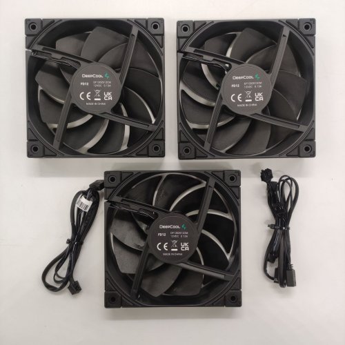 Кулер для корпуса Deepcool FD12 3 in 1 (R-FD12-BKNPN3-G) Black (Відновлено продавцем, 858045) купити в Україні: Київ, Львів, Хмельницький, Тернопіль, Івано-Франківськ | Перевірка сумісності, низька ціна, відгуки, характеристики від TELEMART фото