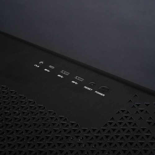 Компьютер EVOLVE Lightning Powered_by MSI (EVL-R995X3DN5090-D5128S2TBK) Black купить в Украине: Киев, Днепр, Харьков, Одесса  | Низкая цена, отзывы, характеристики от TELEMART фото