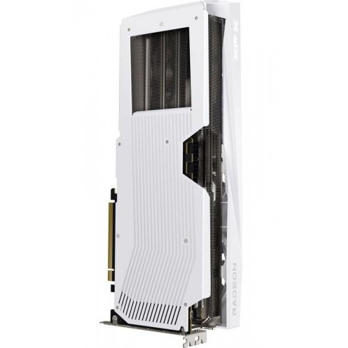 Уценка видеокарта XFX Radeon RX 9070 XT Quicksilver White 16384MB (RX-97TQICKW9) (Вскрытая упаковка, 859753) купить в Украине: Киев, Днепр, Харьков, Одесса  | Проверка совместимости, низкая цена, отзывы, характеристики от TELEMART фото