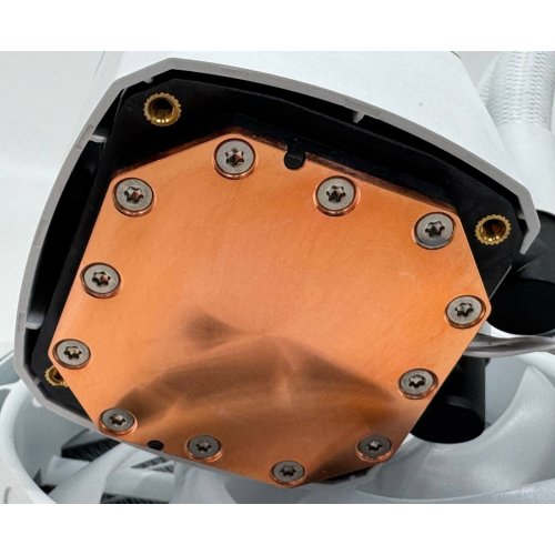 Готова сво EKWB EK-Nucleus AIO CR360 Lux D-RGB - White (3831109897850) (Відновлено продавцем, 860096) купити в Україні: Київ, Львів, Хмельницький, Тернопіль, Івано-Франківськ | Перевірка сумісності, низька ціна, відгуки, характеристики від TELEMART фото