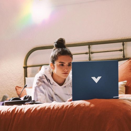 Ноутбук HP Victus 15-fb3044ua (C16GJEA) Performance Blue купити в Україні: Київ, Львів, Хмельницький, Тернопіль, Івано-Франківськ | Низька ціна, відгуки, характеристики від TELEMART фото